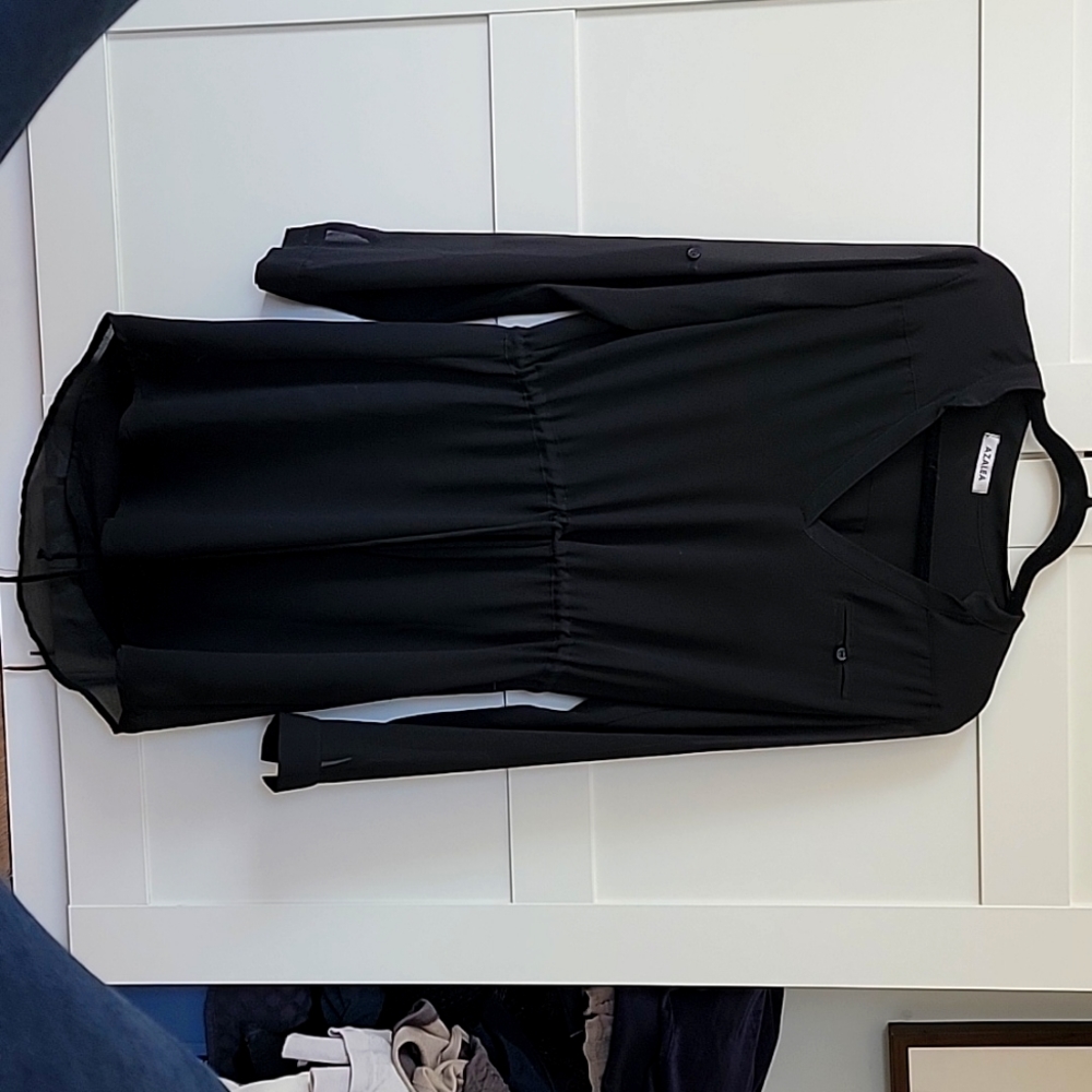 Azalea long black top